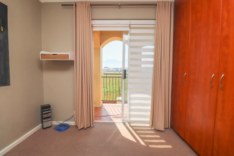 3 Bedroom Property for Sale in Gordons Bay Central Western Cape